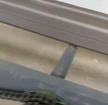 華盛泰Q6912通過式拋丸機(jī)發(fā)往河北河間的調(diào)試 華盛泰Q6912通過式拋丸機(jī)發(fā)往河北河間的調(diào)試